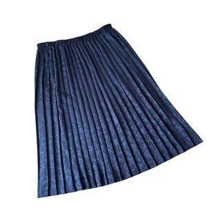 Vintage Elegant Navy Blue Pleated Skirt, Size 14